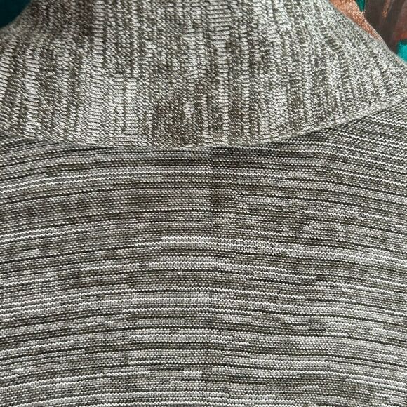 Banana Republic Heather Gray Knit Sweater XXL - Picture 8 of 11